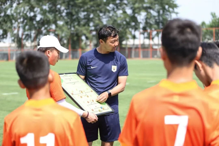 专访汪强：扎根基层非终点，而是新起点|足球|国脚|山东泰山|中国足协|青训_新浪体育_新浪新闻