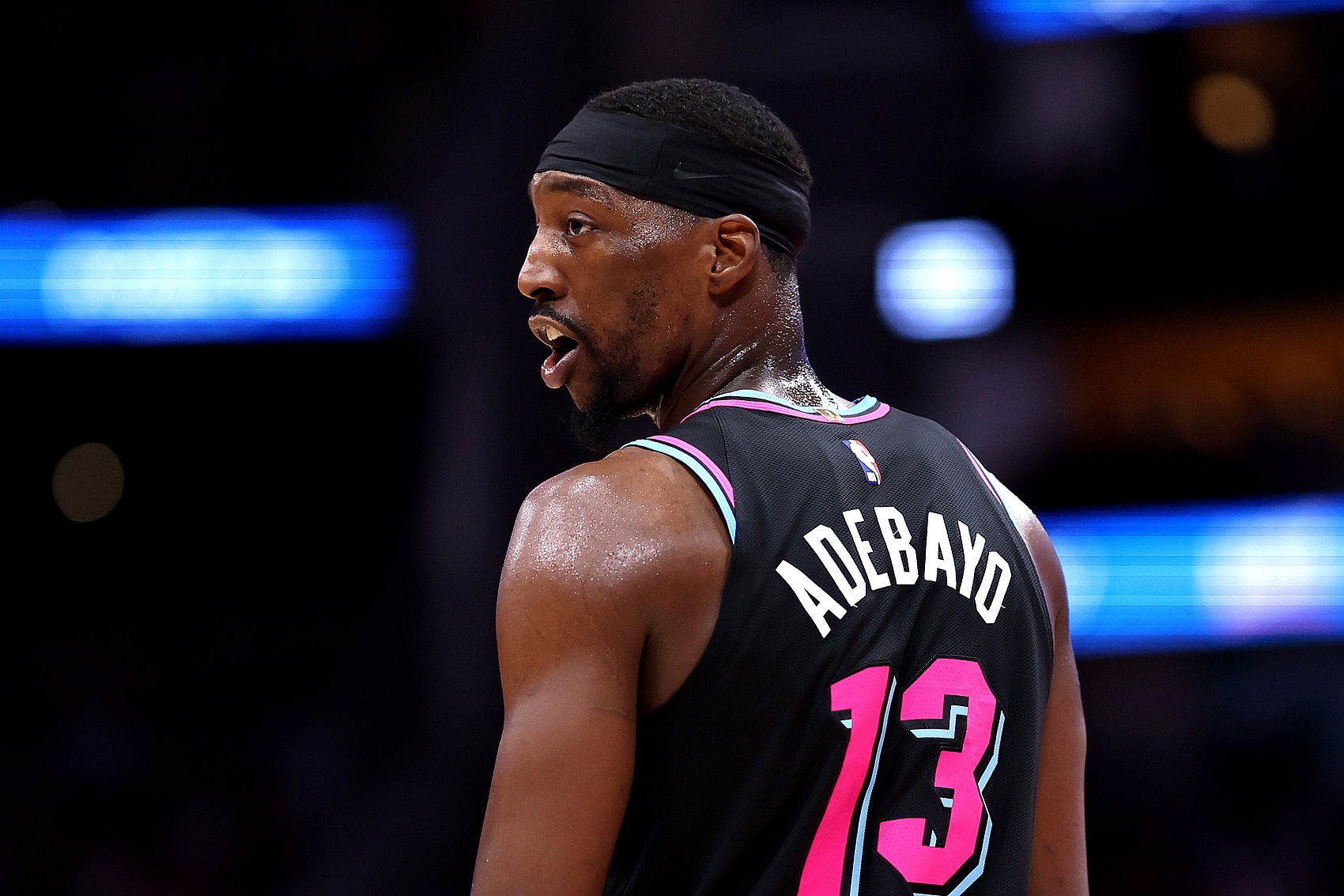 奇异果体育-毫无状态！阿德巴约半场出战20分钟 6中1&amp;三分5中0